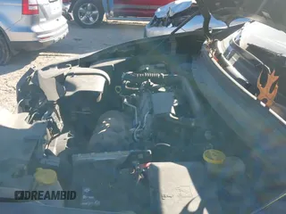 ✅ 2016 Jeep Cherokee Limited • VIN: 1C4PJMDB4GW218240 • Лот: 43601586. Опубликован ранее на IAAI с пробегом 206 443 миль. Бесплатный доступ к архиву аукционных продаж из США и подробный отчёт об истории автомобиля на DreamBid. Изображение 19.