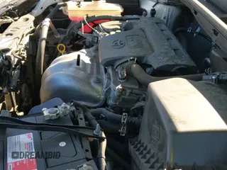 ✅ 2016 Toyota RAV4 XLE • VIN: JTMWFREV7GD089571 • Лот: 43618046. Опубликован ранее на IAAI с пробегом 43 662 миль. Бесплатный доступ к архиву аукционных продаж из США и подробный отчёт об истории автомобиля на DreamBid. Изображение 19.