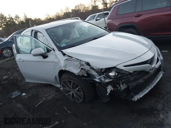 ✅ 2023 Toyota Camry SE • VIN: 4T1G11AKXPU099622 • Lot: 43961277. Wystawiony na IAAI z przebiegiem 31 429 mil. Bezpłatny archiwum sprzedaży aukcyjnych z USA i szczegółowy raport historii pojazdu na DreamBid. Zdjęcie 1.