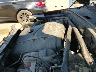 ✅ 2017 Audi Q5 Premium Plus • VIN: WA1M2AFP1HA084738 • Lot: 43142293. Wystawiony na IAAI z przebiegiem 82 664 mil. Bezpłatny archiwum sprzedaży aukcyjnych z USA i szczegółowy raport historii pojazdu na DreamBid. Zdjęcie 20.