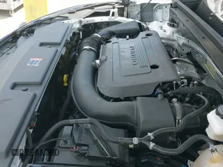 ✅ 2025 Buick Envision Preferred • VIN: LRBFZKE49SD063213 • Lot: 43234942. Listed on IAAI with 9,414 mi. Free auction sales archive from the USA and detailed vehicle history report at DreamBid. Image 19.