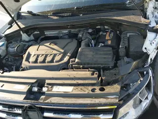 ✅ 2019 Volkswagen Tiguan SE • VIN: 3VV3B7AX8KM027377 • Lot: 43314569. Wystawiony na IAAI z przebiegiem 60 289 mil. Bezpłatny archiwum sprzedaży aukcyjnych z USA i szczegółowy raport historii pojazdu na DreamBid. Zdjęcie 20.