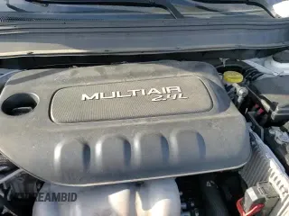 ✅ 2018 Jeep Cherokee Latitude Tech Connect • VIN: 1C4PJLCB7JD576785 • Lot: 84302335. Wystawiony na Copart z przebiegiem 138 261 mil. Bezpłatny archiwum sprzedaży aukcyjnych z USA i szczegółowy raport historii pojazdu na DreamBid. Zdjęcie 15.