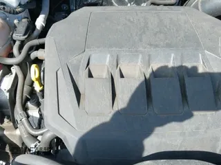 ✅ 2020 Audi Q3 S line Premium Plus • VIN: WA1EECF37L1099564 • Lot: 41860268. Wystawiony na IAAI z przebiegiem 55 389 mil. Bezpłatny archiwum sprzedaży aukcyjnych z USA i szczegółowy raport historii pojazdu na DreamBid. Zdjęcie 22.