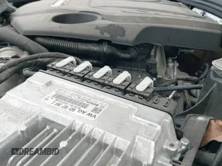 ✅ 2024 Audi A6 Premium Plus • VIN: WAUL2BF29RN055524 • Lot: 42840718. Wystawiony na IAAI z przebiegiem 10 525 mil. Bezpłatny archiwum sprzedaży aukcyjnych z USA i szczegółowy raport historii pojazdu na DreamBid. Zdjęcie 19.