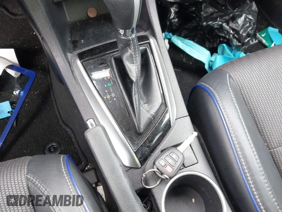 ✅ 2019 Toyota Corolla LE • VIN: 2T1BURHE1KC132937 • Lot: 44071782. Wystawiony na IAAI z przebiegiem 67 447 mil. Bezpłatny archiwum sprzedaży aukcyjnych z USA i szczegółowy raport historii pojazdu na DreamBid. Zdjęcie 11.