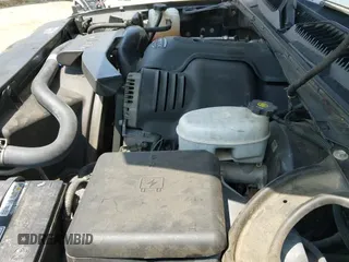 ✅ 2004 GMC Sierra Denali • VIN: 2GTFK69U441337522 • Lot: 42121568. Listed on IAAI with 138,869 mi. Free auction sales archive from the USA and detailed vehicle history report at DreamBid. Image 21.