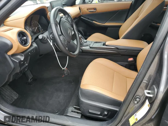 ✅ 2024 Lexus IS 350 F Sport • VIN: JTHBZ1B2XR5074494 • Лот: 86968024. Опубліковано раніше на Copart з пробігом 16 588 миль. Безкоштовний доступ до архіву аукціонних продажів зі США та докладний звіт про історію автомобіля на DreamBid. Зображення 7.