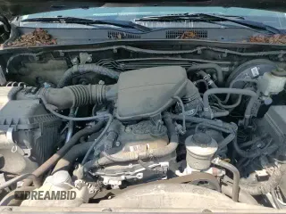 ✅ 2018 Toyota Tacoma SR • VIN: 5TFSX5EN1JX061100 • Lot: 66614945. Wystawiony na Copart z przebiegiem 109 211 mil. Bezpłatny archiwum sprzedaży aukcyjnych z USA i szczegółowy raport historii pojazdu na DreamBid. Zdjęcie 15.