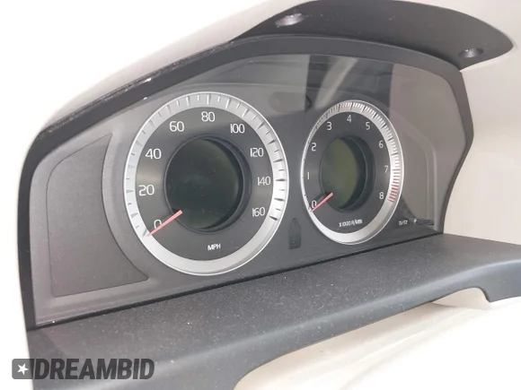 ✅ 2011 Volvo XC70 3.0T • VIN: YV4902BZ5B1101687 • Lot: 44088843. Listed on IAAI with 112,362 mi. Free auction sales archive from the USA and detailed vehicle history report at DreamBid. Image 7.