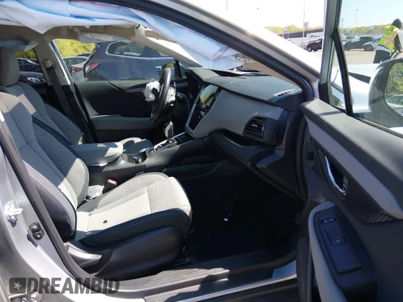 ✅ 2025 Subaru Outback Premium • VIN: 4S4BTAFC4S3190387 • Lot: 45023620. Wystawiony na IAAI z przebiegiem 18 709 mil. Bezpłatny archiwum sprzedaży aukcyjnych z USA i szczegółowy raport historii pojazdu na DreamBid. Zdjęcie 5.