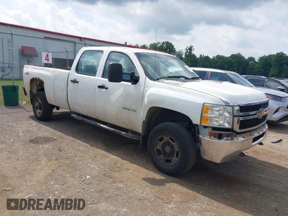 ✅ 2014 Chevrolet Silverado 2500HD Work Truck • VIN: 1GC1KVCG3EF179806 • Лот: 42708415. Опубликован ранее на IAAI с пробегом 249 255 миль. Бесплатный доступ к архиву аукционных продаж из США и подробный отчёт об истории автомобиля на DreamBid. Изображение 1.