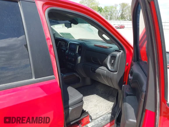 ✅ 2021 Chevrolet Silverado 1500 LT Trail Boss • VIN: 3GCPYFED2MG410368 • Lot: 45052767. Wystawiony na IAAI z przebiegiem 78 713 mil. Bezpłatny archiwum sprzedaży aukcyjnych z USA i szczegółowy raport historii pojazdu na DreamBid. Zdjęcie 5.