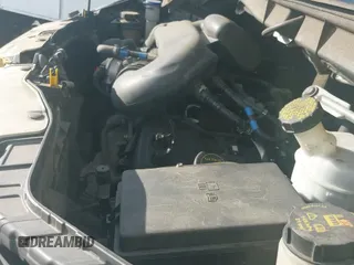 ✅ 2017 Ford Transit • VIN: 1FTYE1YM9HKA34620 • Lot: 42984681. Wystawiony na IAAI z przebiegiem 248 069 mil. Bezpłatny archiwum sprzedaży aukcyjnych z USA i szczegółowy raport historii pojazdu na DreamBid. Zdjęcie 18.