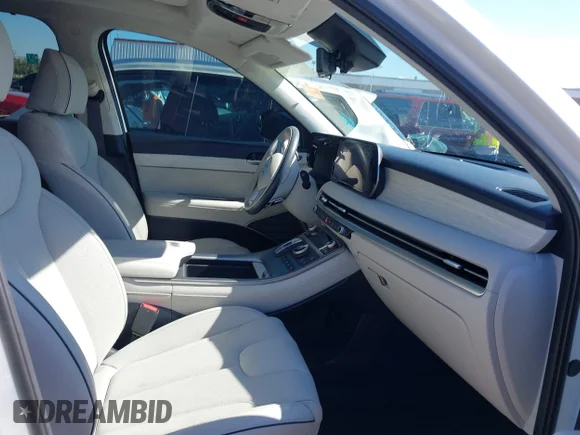 ✅ 2025 Hyundai Palisade Calligraphy • VIN: KM8R74GE0SU828200 • Lot: 42393077. Wystawiony na IAAI z przebiegiem 4 898 mil. Bezpłatny archiwum sprzedaży aukcyjnych z USA i szczegółowy raport historii pojazdu na DreamBid. Zdjęcie 5.