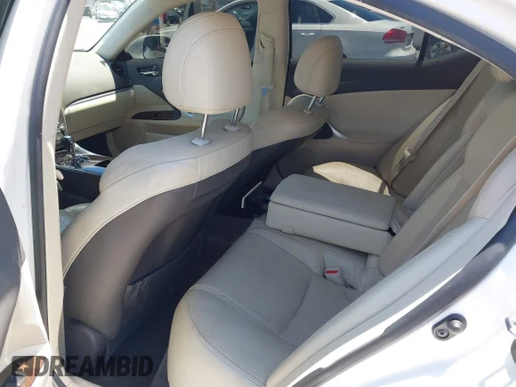 ✅ 2012 Lexus IS 250 • VIN: JTHBF5C2XC5169837 • Lot: 45509207. Wystawiony na IAAI z przebiegiem Nie podano. Bezpłatny archiwum sprzedaży aukcyjnych z USA i szczegółowy raport historii pojazdu na DreamBid. Zdjęcie 8.