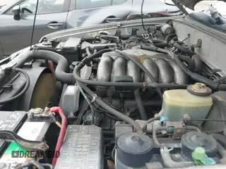 ✅ 2000 Toyota 4Runner Limited • VIN: JT3HN87R7Y9038070 • Lot: 43055858. Wystawiony na IAAI z przebiegiem 122 617 mil. Bezpłatny archiwum sprzedaży aukcyjnych z USA i szczegółowy raport historii pojazdu na DreamBid. Zdjęcie 12.