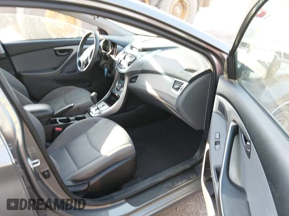 ✅ 2013 Hyundai Elantra Limited • VIN: 5NPDH4AE2DH316293 • Lot: 44821434. Wystawiony na IAAI z przebiegiem 147 174 mil. Bezpłatny archiwum sprzedaży aukcyjnych z USA i szczegółowy raport historii pojazdu na DreamBid. Zdjęcie 5.