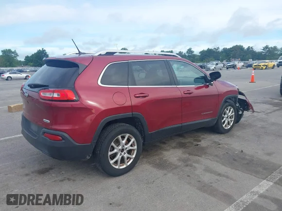✅ 2015 Jeep Cherokee Latitude • VIN: 1C4PJMCB4FW569231 • Lot: 45304185. Listed on IAAI with 188,719 mi. Free auction sales archive from the USA and detailed vehicle history report at DreamBid. Image 4.