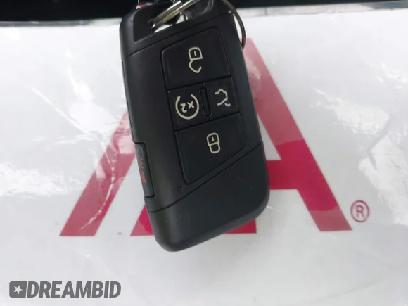 ✅ 2019 Volkswagen Jetta S • VIN: 3VWCB7BU1KM181980 • Lot: 44569866. Wystawiony na IAAI z przebiegiem 90 001 mil. Bezpłatny archiwum sprzedaży aukcyjnych z USA i szczegółowy raport historii pojazdu na DreamBid. Zdjęcie 11.