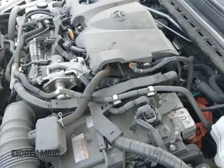 2020 Toyota Camry Hybrid SE z VIN 4T1G31AK0LU541702, wystawiony jako IAAI lot #42918554 z przebiegiem 118 679 mil mil oraz . Historia ofert i sprzedaży dostępna na DreamBid. Obrazek 19.