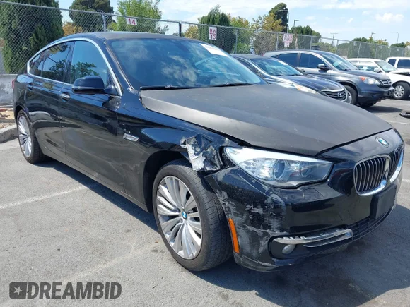 ✅ 2015 BMW 5 Series 535i Gran Turismo • VIN: WBA5M2C57FGH99126 • Lot: 43056276. Wystawiony na IAAI z przebiegiem 157 873 mil. Bezpłatny archiwum sprzedaży aukcyjnych z USA i szczegółowy raport historii pojazdu na DreamBid. Zdjęcie 1.
