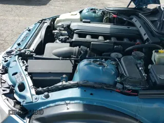 ✅ 2001 BMW Z3 2.5 • VIN: WBACN334X1LK45643 • Lot: 42131034. Wystawiony na IAAI z przebiegiem 141 056 mil. Bezpłatny archiwum sprzedaży aukcyjnych z USA i szczegółowy raport historii pojazdu na DreamBid. Zdjęcie 19.