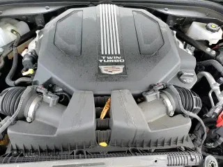 ✅ 2022 Cadillac CT5 Premium Luxury • VIN: 1G6DT5RW7N0133913 • Lot: 83976275. Listed on Copart with 28,192 mi. Free auction sales archive from the USA and detailed vehicle history report at DreamBid. Image 13.