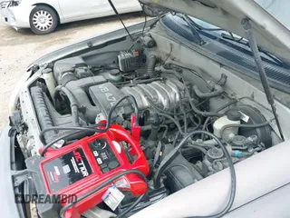 ✅ 2002 Toyota Tundra Limited • VIN: 5TBRT38192S309195 • Lot: 41746193. Listed on IAAI with 385,458 mi. Free auction sales archive from the USA and detailed vehicle history report at DreamBid. Image 19.