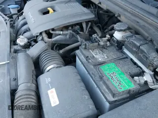 ✅ 2017 Hyundai Elantra Limited • VIN: 5NPD84LF0HH186218 • Lot: 43377658. Listed on IAAI with 103,657 mi. Free auction sales archive from the USA and detailed vehicle history report at DreamBid. Image 19.