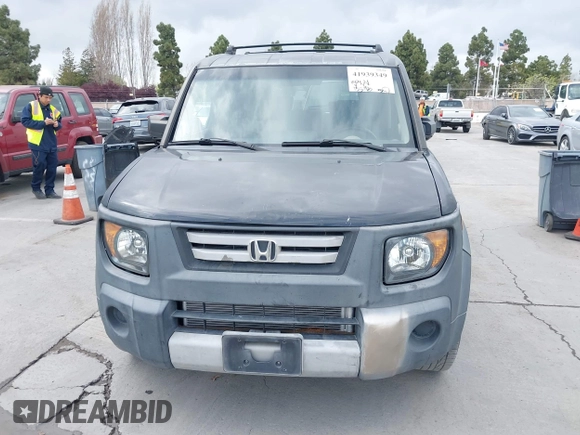 ✅ 2007 Honda Element LX • VIN: 5J6YH17377L012117 • Lot: 41939349. Wystawiony na IAAI z przebiegiem 155 865 mil. Bezpłatny archiwum sprzedaży aukcyjnych z USA i szczegółowy raport historii pojazdu na DreamBid. Zdjęcie 6.