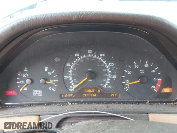 ✅ 1998 Mercedes-Benz E 320 • VIN: WDBJH82F3WX006774 • Лот: 42887950. Опубликован ранее на IAAI с пробегом 268 834 миль. Бесплатный доступ к архиву аукционных продаж из США и подробный отчёт об истории автомобиля на DreamBid. Изображение 7.