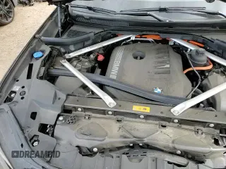 ✅ 2024 BMW X5 xDrive50e • VIN: 5UX43EU02R9T18211 • Lot: 89930565. Wystawiony na Copart z przebiegiem 32 843 mil. Bezpłatny archiwum sprzedaży aukcyjnych z USA i szczegółowy raport historii pojazdu na DreamBid. Zdjęcie 17.