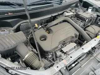 2024 Chevrolet Equinox RS z VIN 3GNAXWEG6RS103364, wystawiony jako Copart lot #72093345 z przebiegiem 13 984 mil mil oraz Szkoda całkowita • Salvage title. Historia ofert i sprzedaży dostępna na DreamBid. Obrazek 16.