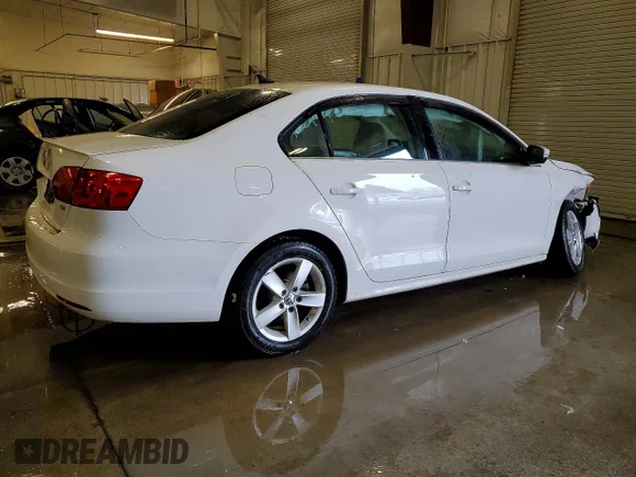 ✅ 2011 Volkswagen Jetta TDI • VIN: 3VWLL7AJ6BM104414 • Lot: 99575535. Wystawiony na Copart z przebiegiem 145 076 mil. Bezpłatny archiwum sprzedaży aukcyjnych z USA i szczegółowy raport historii pojazdu na DreamBid. Zdjęcie 3.