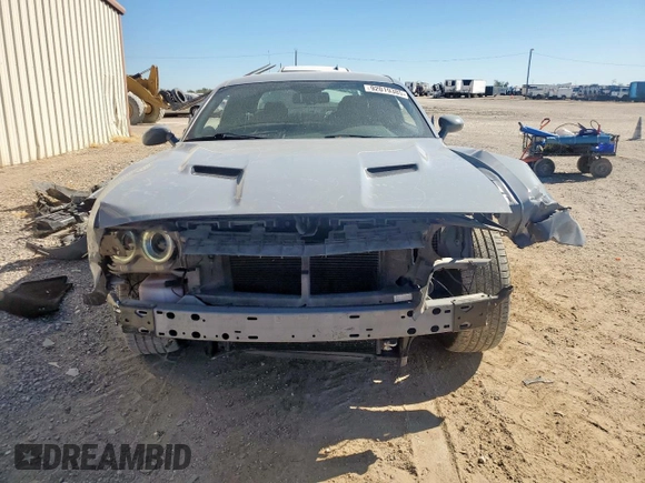✅ 2021 Dodge Challenger SXT • VIN: 2C3CDZAG1MH556017 • Лот: 92019385. Опубликован ранее на Copart с пробегом 70 218 миль. Бесплатный доступ к архиву аукционных продаж из США и подробный отчёт об истории автомобиля на DreamBid. Изображение 5.