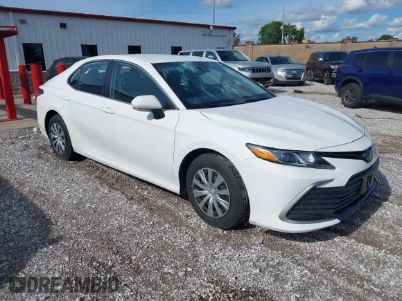 ✅ 2023 Toyota Camry Hybrid LE • VIN: 4T1C31AKXPU053569 • Лот: 45178977. Опубліковано раніше на IAAI з пробігом 56 609 миль. Безкоштовний доступ до архіву аукціонних продажів зі США та докладний звіт про історію автомобіля на DreamBid. Зображення 1.