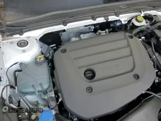 ✅ 2025 Volvo XC40 Plus Bright Theme • VIN: YV4L12UE8S2505395 • Лот: 64665135. Опубликован ранее на Copart с пробегом 3 665 миль. Бесплатный доступ к архиву аукционных продаж из США и подробный отчёт об истории автомобиля на DreamBid. Изображение 15.