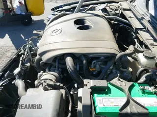 ✅ 2020 Mazda 3 • VIN: 3MZBPABLXLM130500 • Лот: 43493533. Опубликован ранее на IAAI с пробегом 67 727 миль. Бесплатный доступ к архиву аукционных продаж из США и подробный отчёт об истории автомобиля на DreamBid. Изображение 20.