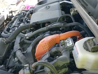 ✅ 2022 Toyota RAV4 Hybrid SE • VIN: 4T3T6RFV8NU082923 • Лот: 43372250. Опубликован ранее на IAAI с пробегом 87 990 миль. Бесплатный доступ к архиву аукционных продаж из США и подробный отчёт об истории автомобиля на DreamBid. Изображение 19.