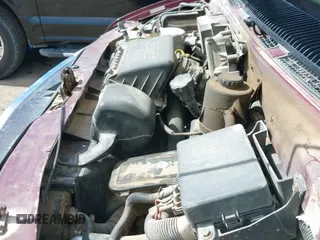 ✅ 2005 GMC Safari • VIN: 1GKEL19X75B505312 • Lot: 41642396. Wystawiony na IAAI z przebiegiem 161 623 mil. Bezpłatny archiwum sprzedaży aukcyjnych z USA i szczegółowy raport historii pojazdu na DreamBid. Zdjęcie 19.