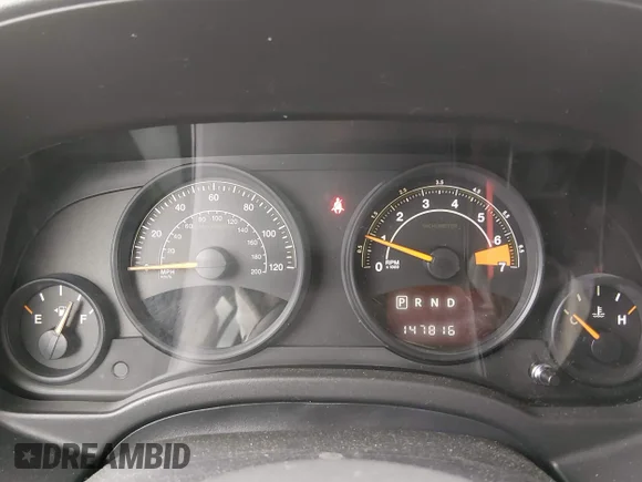 ✅ 2015 Jeep Patriot High Altitude • VIN: 1C4NJPFA7FD372366 • Lot: 45107208. Wystawiony na IAAI z przebiegiem 147 816 mil. Bezpłatny archiwum sprzedaży aukcyjnych z USA i szczegółowy raport historii pojazdu na DreamBid. Zdjęcie 7.