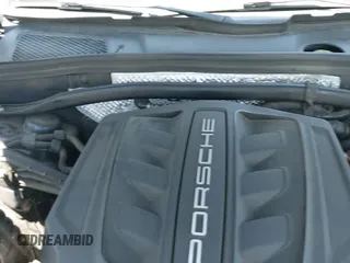 ✅ 2018 Porsche Macan S • VIN: WP1AB2A59JLB35061 • Lot: 42903648. Listed on IAAI with 60,145 mi. Free auction sales archive from the USA and detailed vehicle history report at DreamBid. Image 20.