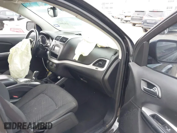 ✅ 2017 Dodge Journey Canada Value • VIN: 3C4PDCABXHT545450 • Лот: 43820912. Опубліковано раніше на IAAI з пробігом 88 530 миль. Безкоштовний доступ до архіву аукціонних продажів зі США та докладний звіт про історію автомобіля на DreamBid. Зображення 5.