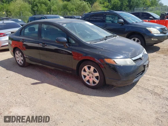 ✅ 2008 Honda Civic LX • VIN: 1HGFA16598L022557 • Lot: 45568360. Wystawiony na IAAI z przebiegiem 164 517 mil. Bezpłatny archiwum sprzedaży aukcyjnych z USA i szczegółowy raport historii pojazdu na DreamBid. Zdjęcie 1.