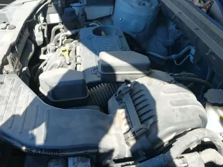 ✅ 2012 Kia Sorento LX • VIN: 5XYKT3A15CG226252 • Lot: 43593085. Wystawiony na IAAI z przebiegiem 151 951 mil. Bezpłatny archiwum sprzedaży aukcyjnych z USA i szczegółowy raport historii pojazdu na DreamBid. Zdjęcie 14.