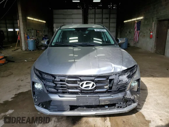 ✅ 2025 Hyundai Tucson SEL • VIN: 5NMJBCDE4SH495263 • Lot: 78677325. Wystawiony na Copart z przebiegiem 35 667 mil. Bezpłatny archiwum sprzedaży aukcyjnych z USA i szczegółowy raport historii pojazdu na DreamBid. Zdjęcie 5.