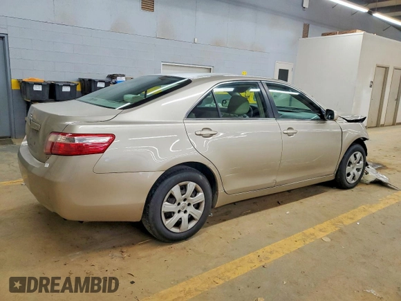 ✅ 2007 Toyota Camry LE • VIN: 4T1BE46K67U601129 • Lot: 73682255. Wystawiony na Copart z przebiegiem 160 725 mil. Bezpłatny archiwum sprzedaży aukcyjnych z USA i szczegółowy raport historii pojazdu na DreamBid. Zdjęcie 3.