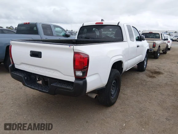 ✅ 2022 Toyota Tacoma SR • VIN: 3TYRX5GN0NT056031 • Lot: 45182677. Wystawiony na IAAI z przebiegiem 81 210 mil. Bezpłatny archiwum sprzedaży aukcyjnych z USA i szczegółowy raport historii pojazdu na DreamBid. Zdjęcie 4.