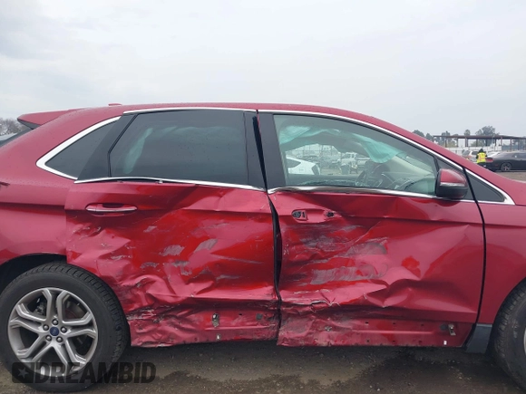 ✅ 2017 Ford Edge Titanium • VIN: 2FMPK3K94HBB91398 • Lot: 44050825. Wystawiony na IAAI z przebiegiem 122 947 mil. Bezpłatny archiwum sprzedaży aukcyjnych z USA i szczegółowy raport historii pojazdu na DreamBid. Zdjęcie 6.